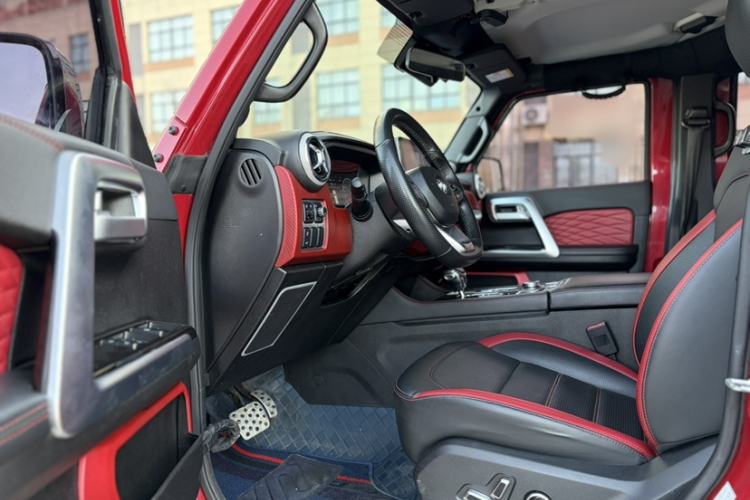 Used  BJ40 2019 PLUS 2.3T Automatic Four-Wheel Drive Premium Edition China VI