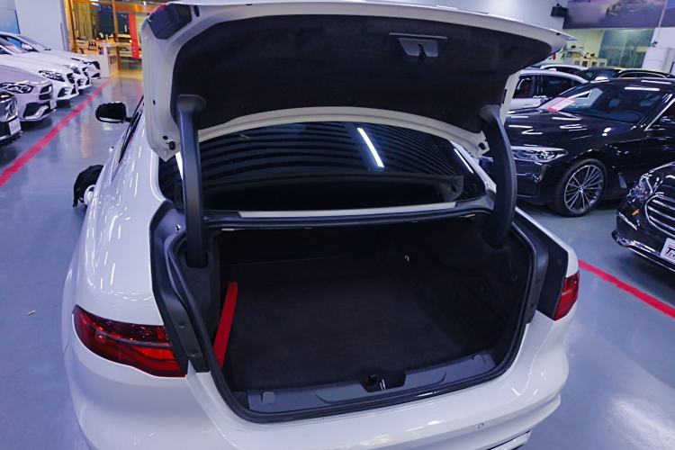 Used Jaguar XEL 2020 2.0T 200PS R-DYNAMIC Youth Sports Edition
