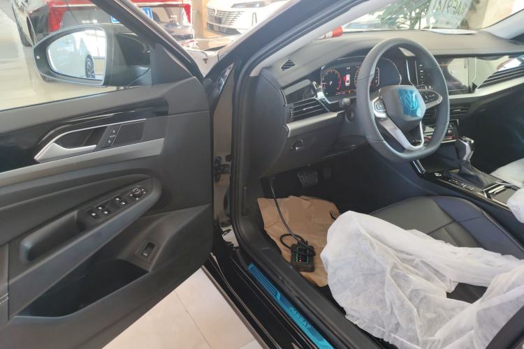 Used Volkswagen Passat 2026 Model, Outstanding 380TSI Xingkong Longteng Edition
