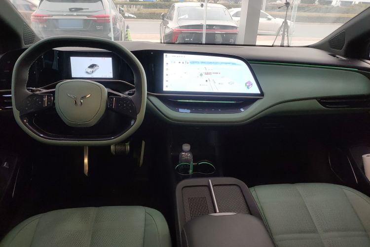 Used Hongqi EH7 2024 820 Pro Honor Edition
