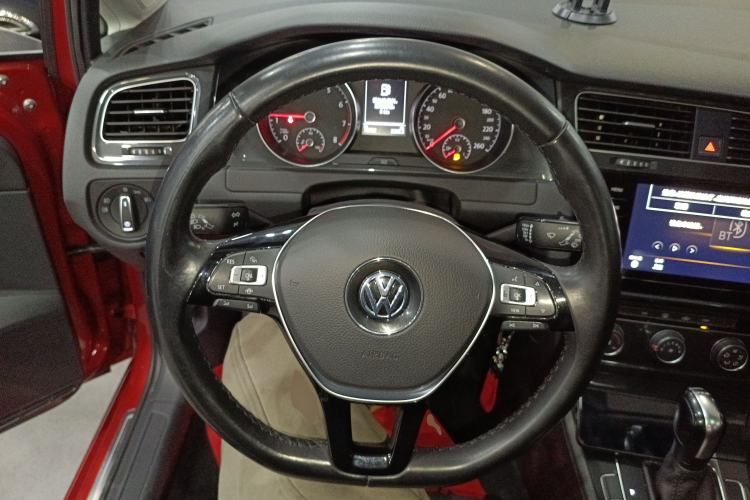 Used Volkswagen Golf 2020 280TSI DSG Comfort Version
