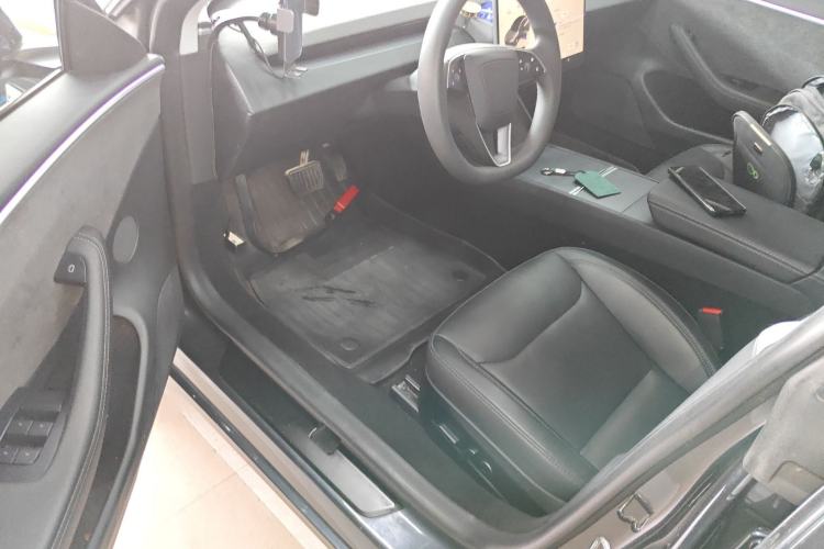 Used Tesla Model 3 2023 Long-Range All-Wheel-Drive Version
