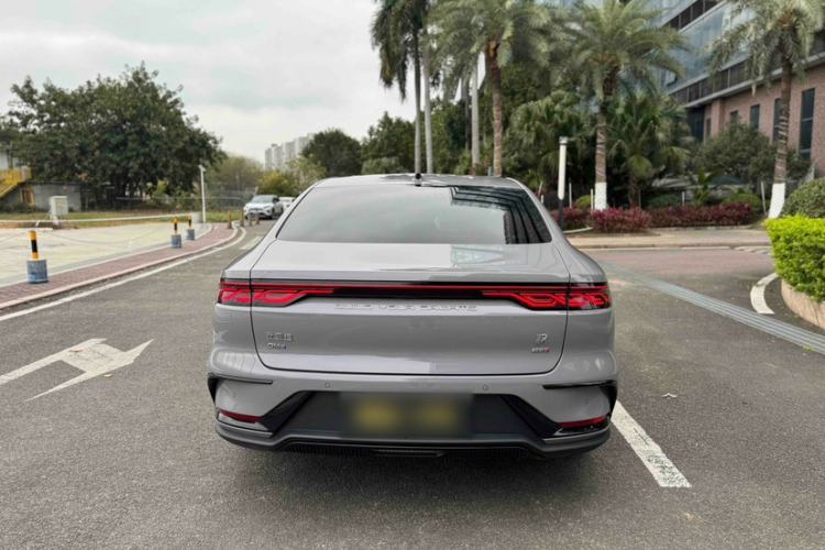 Used BYD Han 2025 DM-i Intelligent Driving Edition 125KM LiDAR Flagship Model
