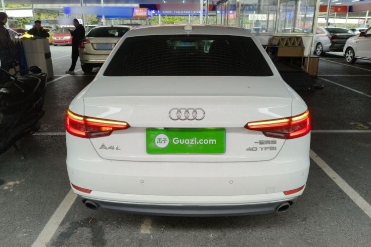 Used Audi A4L 2018 30th Anniversary Edition 40 TFSI Trendy Model
