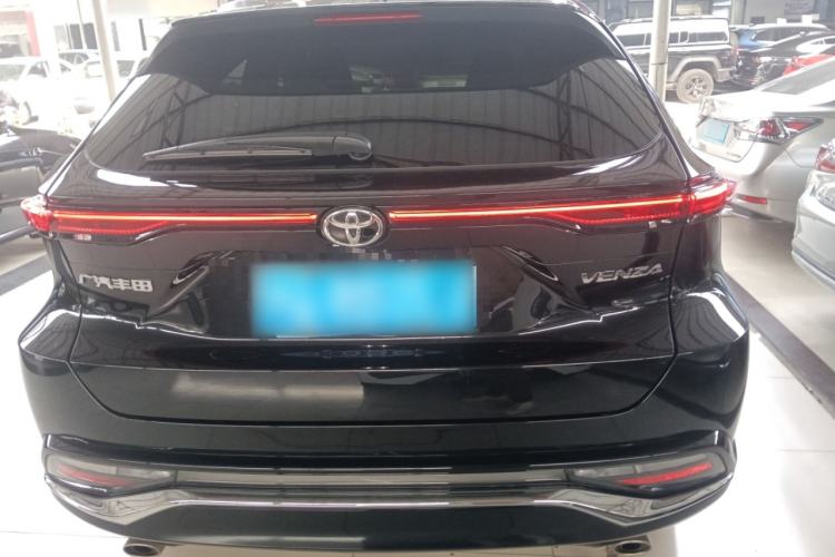 Used Toyota Venza 2023 2.0L CVT Two-Wheel Drive Luxury Edition
