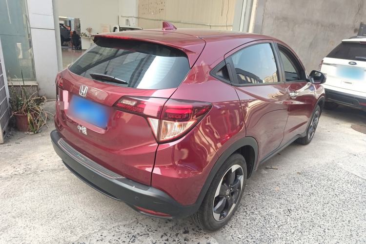 Used Honda Vezel 2017 1.8L CVT Front-Wheel Drive Pioneer Edition
