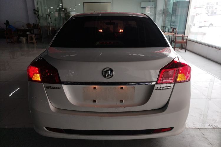 Used Buick Excelle 2015 1.5L Manual Classic Trim
