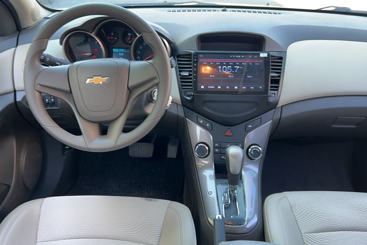 Used Chevrolet Cruze 2015 1.5L Classic SE AT
