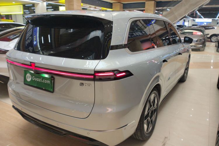 Used  S09 2025 Rear-Drive Ultra+
