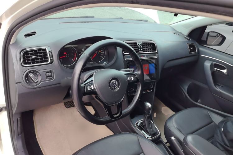 Used Volkswagen Polo 2016 1.6L Automatic Luxury Model