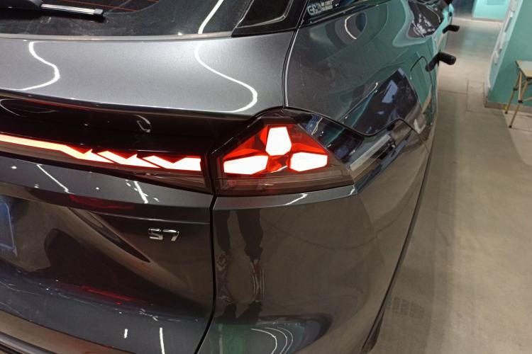 Used  S07 2023 200Max Range-Extended Version
