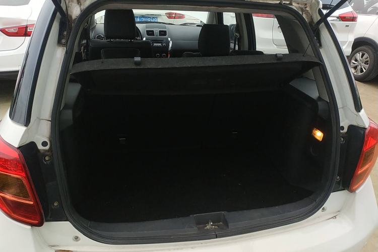 Used Suzuki SX4 2013 1.6L Manual CoolRide Model
