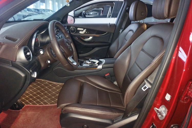 Used Mercedes-Benz GLC 2019 GLC 260 L 4MATIC Dynamic Model
