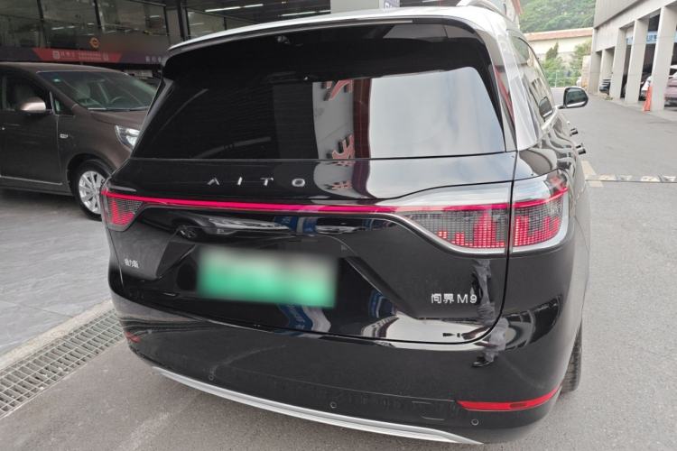 Used Hima AITO M9 2024 Range-Extended Ultra Version 52 kWh 6-Seater Model
