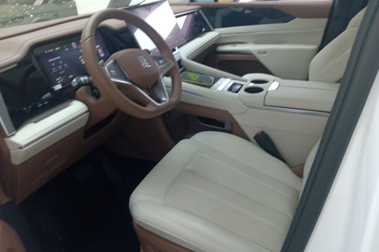 Used BYD Xia 2025 DM-i 1.5T 180km Excellence Model
