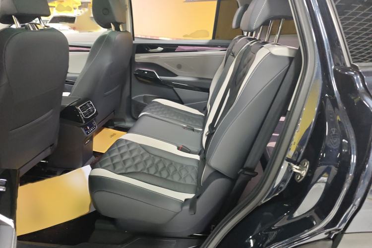 Used Volkswagen ID.6 CROZZ 2022 Long-Range PRO Edition