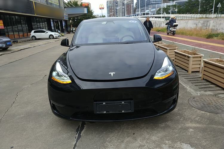Used Tesla Model Y 2021 Standard Range Rear-Wheel Drive Version
