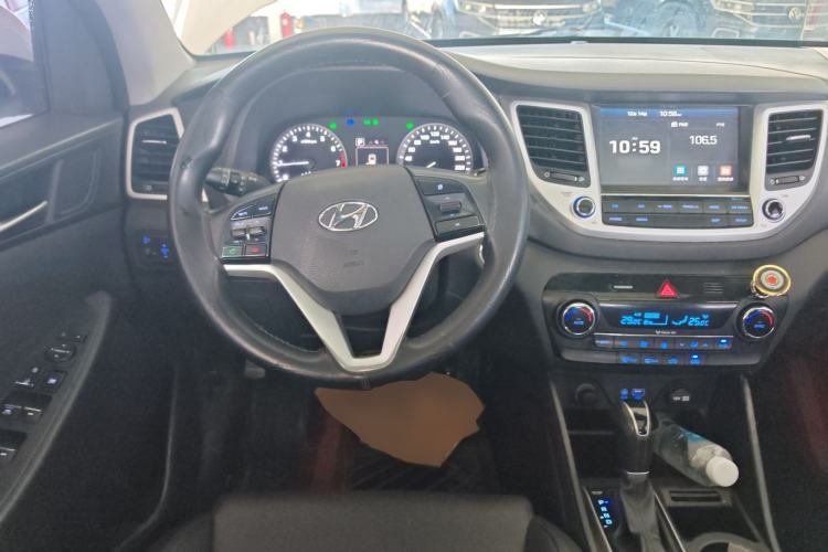 Used Hyundai Tucson 2015 1.6T Dual-Clutch Two-Wheel-Drive Smart Model
