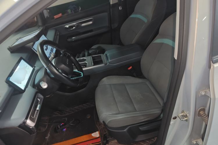 Used AION Y 2023 Younger
