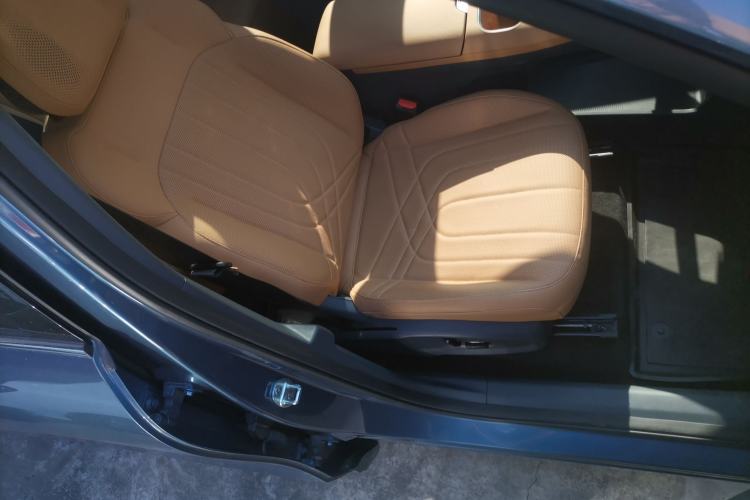 Used  Galaxy Xingjian 7 EM-i 2025 120km Flagship Edition
