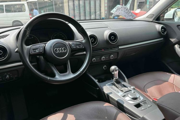 Used Audi A3 2018 30th Anniversary Edition Sportback 35 TFSI Ambition Model