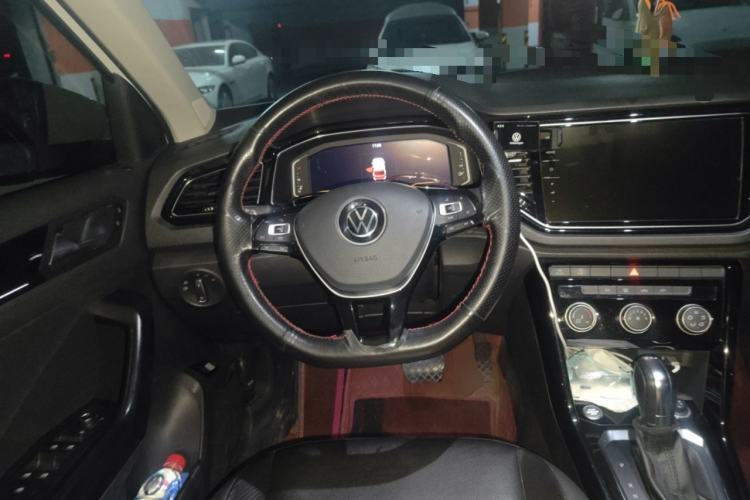 Used Volkswagen T-ROC 2021 280TSI DSG Two-Wheel Drive Comfort Connect Edition
