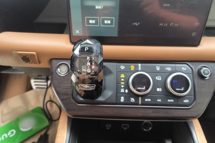 Used Land Rover Defender 2023 Facelift 110 3.0T P400 Dark Edition
