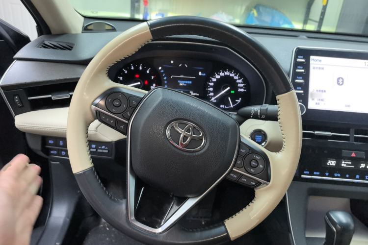 Used Toyota Avalon 2019 2.0L Luxury Edition China VI Standard
