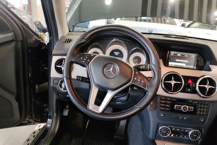 Used Mercedes-Benz GLK-Class 2013 Facelift GLK 300 4MATIC Fashion Edition