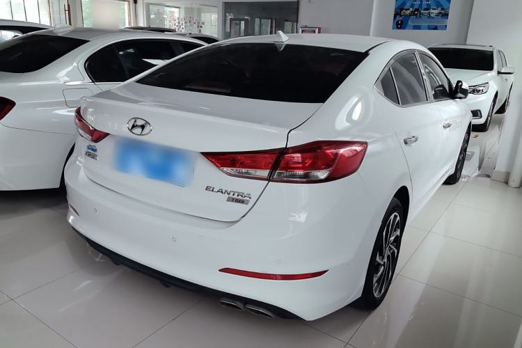 Used Hyundai Elantra 2019 1.4T Dual-Clutch Xuan Dong · Dynamic Model