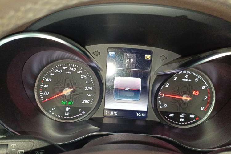 Used Mercedes-Benz GLC 2019 GLC 260 L 4MATIC Dynamic Model
