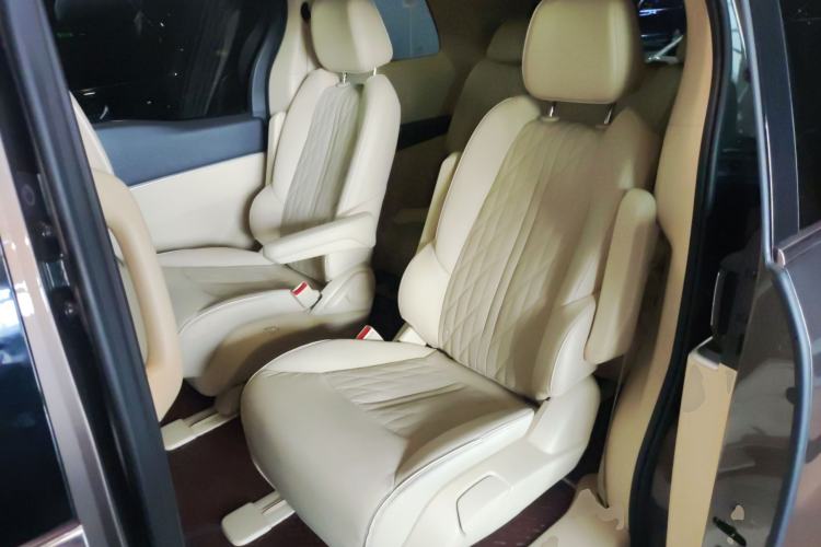 Used Buick GL8 2023 Land Business Class Smart Deluxe Model
