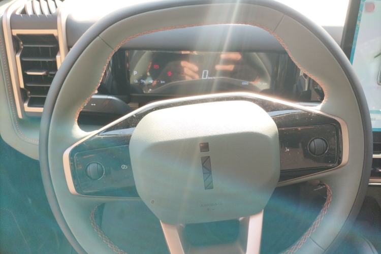 Used  03 2024 401km Two-Wheel Drive Standard Advanced Version