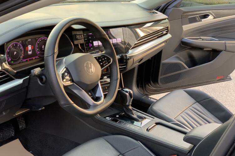 Used Volkswagen Passat 2023 Restyled 330TSI Starry Luxury Edition
