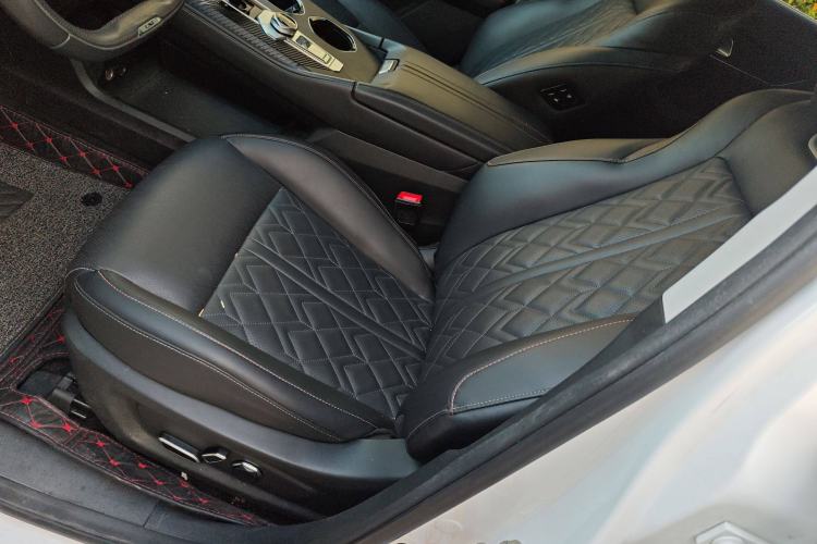 Used Changan UNI-K iDD 2022 Blue Whale iDD 130km 1.5T Prestige Model
