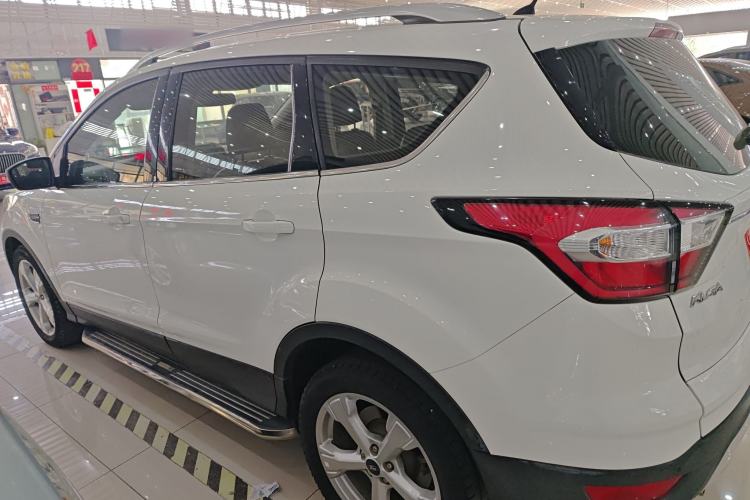 Used Ford Kuga 2017 EcoBoost 180 Two-Wheel-Drive Platinum Edition