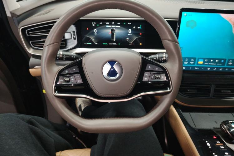 Used Denza D9 2022 DM-i 970 Four-Wheel Drive Flagship Model