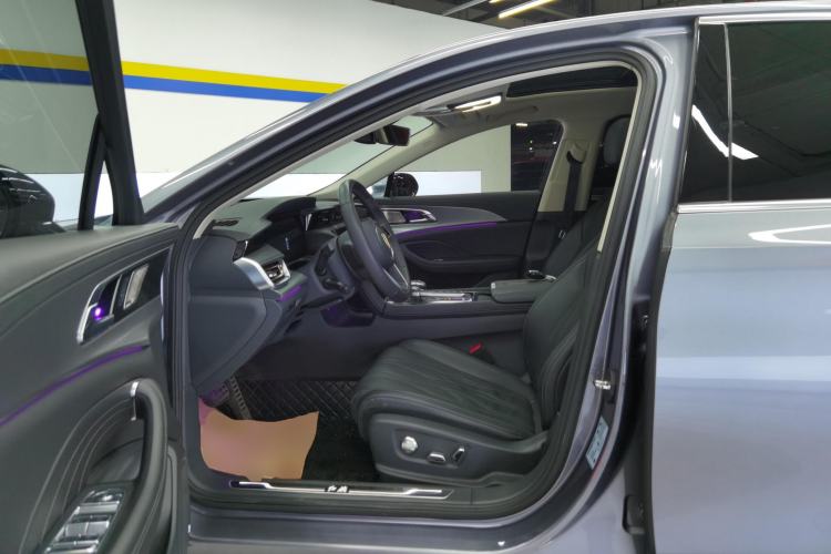 Used Hongqi H5 2023 2.0T Automatic Smart Connect Flagship Edition
