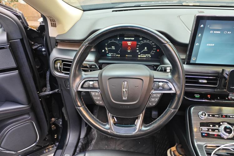 Used Lincoln Nautilus 2021 2.0T Four-Wheel Drive Luxury Edition
