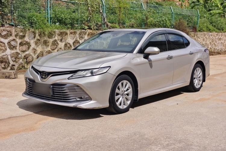 Used Toyota Camry 2019 2.0G Luxury Edition China VI Standard