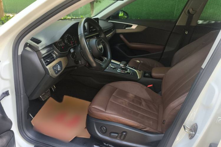 Used Audi A4L 2018 30th Anniversary Edition 45 TFSI quattro Individual Sport Edition
