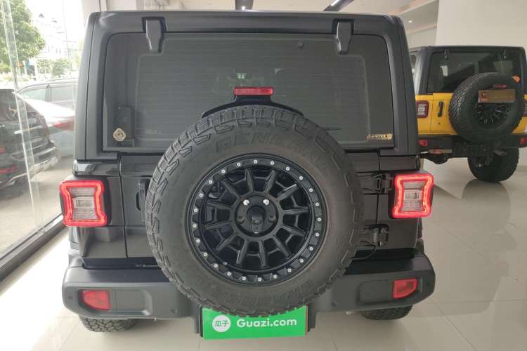 Used  Wrangler 2024 2.0T Sahara Four-Door Edition
