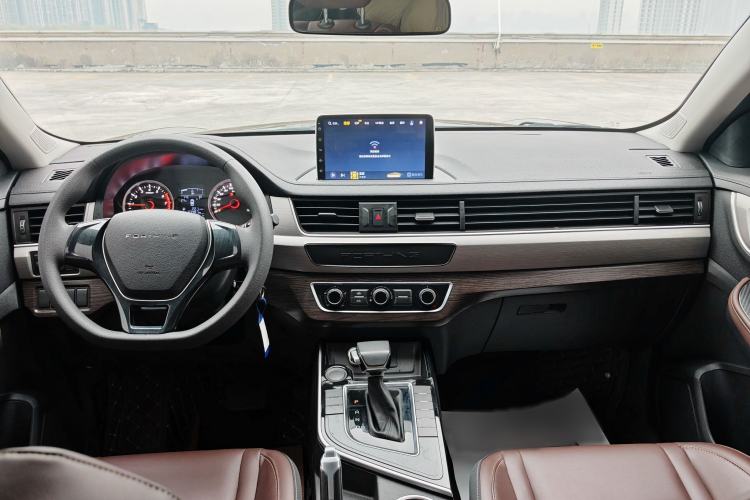 Used FORTHING T5 2022 Shengshi Edition 1.5T Automatic Dream Version Five Seats
