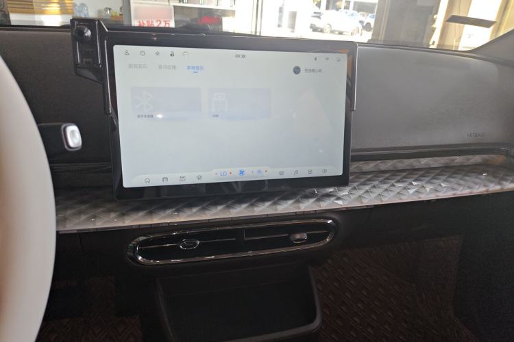 Used  3 2024 Beloved Edition 330km Air+