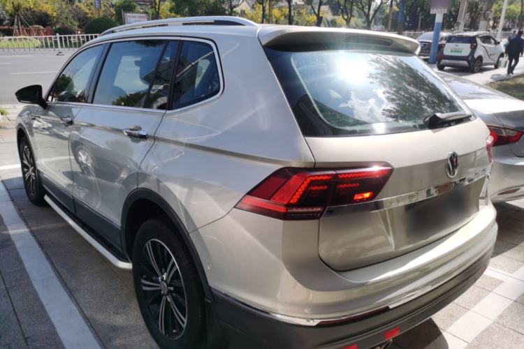 Used Volkswagen Tiguan L 2017 330TSI Automatic Two-Wheel Drive Flagship Edition