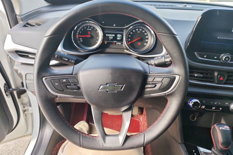 Used Chevrolet Orlando 2019 Redline 530T Automatic Enjoyment Version (5+2 Seating) China VI
