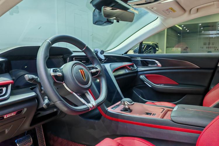 Used Hongqi H6 2024 2.0T ZhiMei Edition