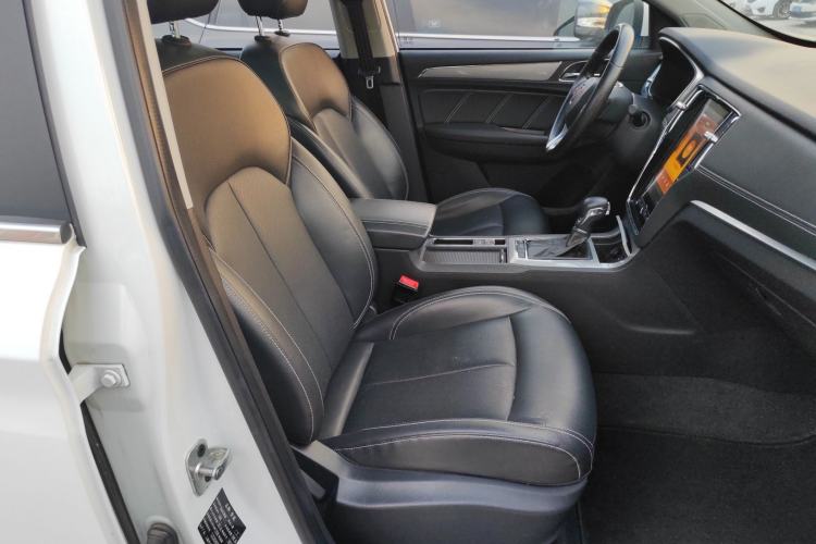 Used Roewe RX5 2019 20T Two-Wheel Drive Automatic 4G Connected Platinum Edition
