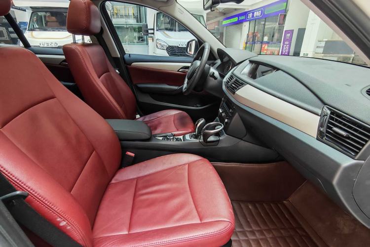 Used BMW X1 2014 sDrive18i Fashion Model
