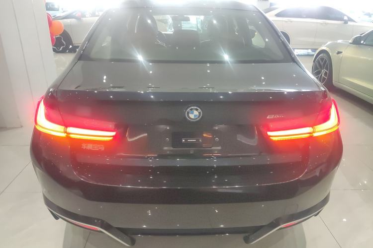 Used BMW i3 2025 eDrive 40 L Midnight Edition
